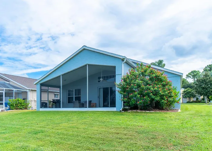 Luxurious Lakeview Retreat - 4Bd 2Ba - Sleeps 9